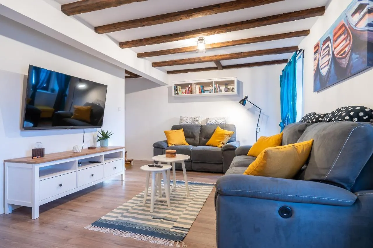 Дом отдыха Holiday House Nova Стара Башка